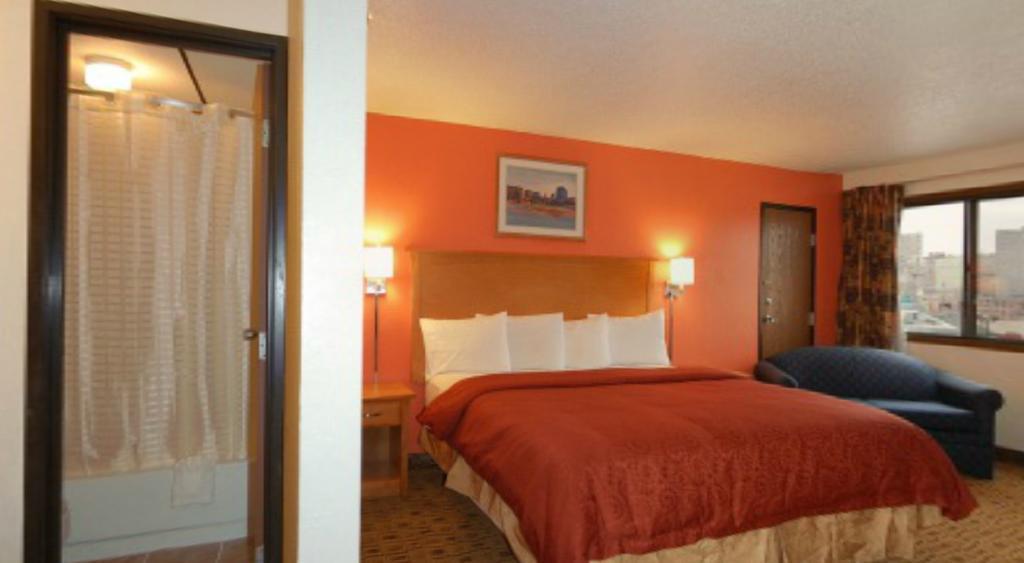 Econo Lodge Kansas City Downtown North Exterior photo